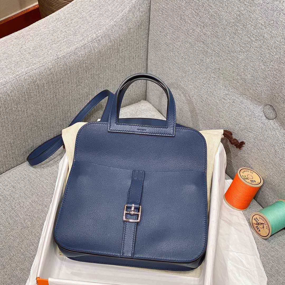 에르메스 미니 할잔백 사파이어블루 은장 스위프트